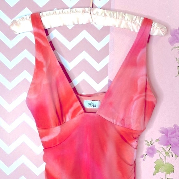 🌷 Oh Polly 🌷 Sunset Pink Shirred Dress - Picture 3 of 11